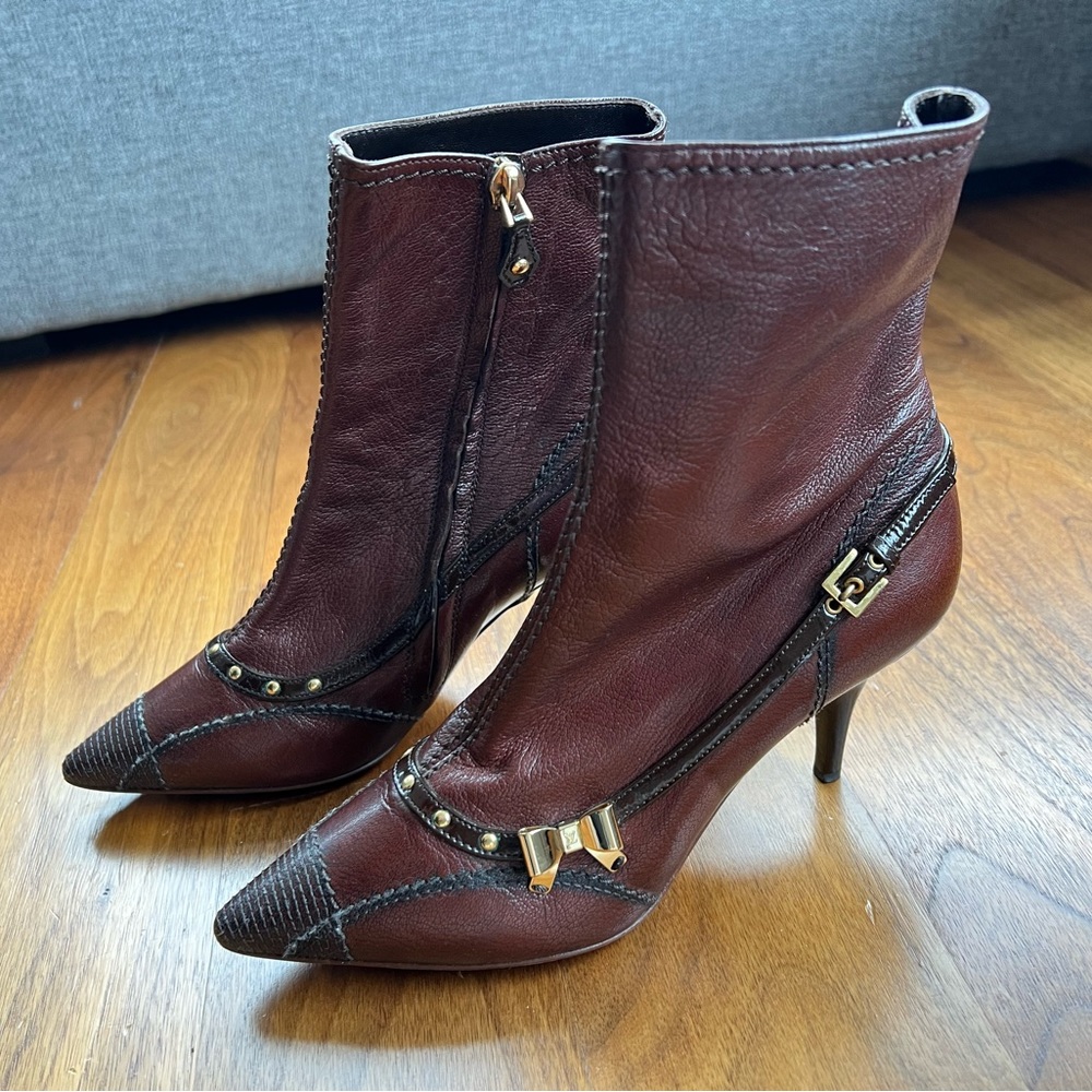Louis Vuitton Leather heel boots with bow and buckle detail